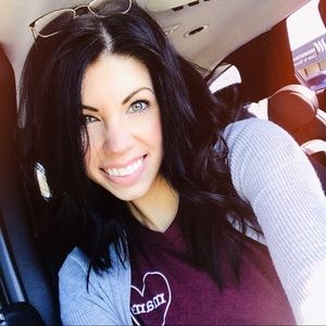 Meet your Posher, Jade